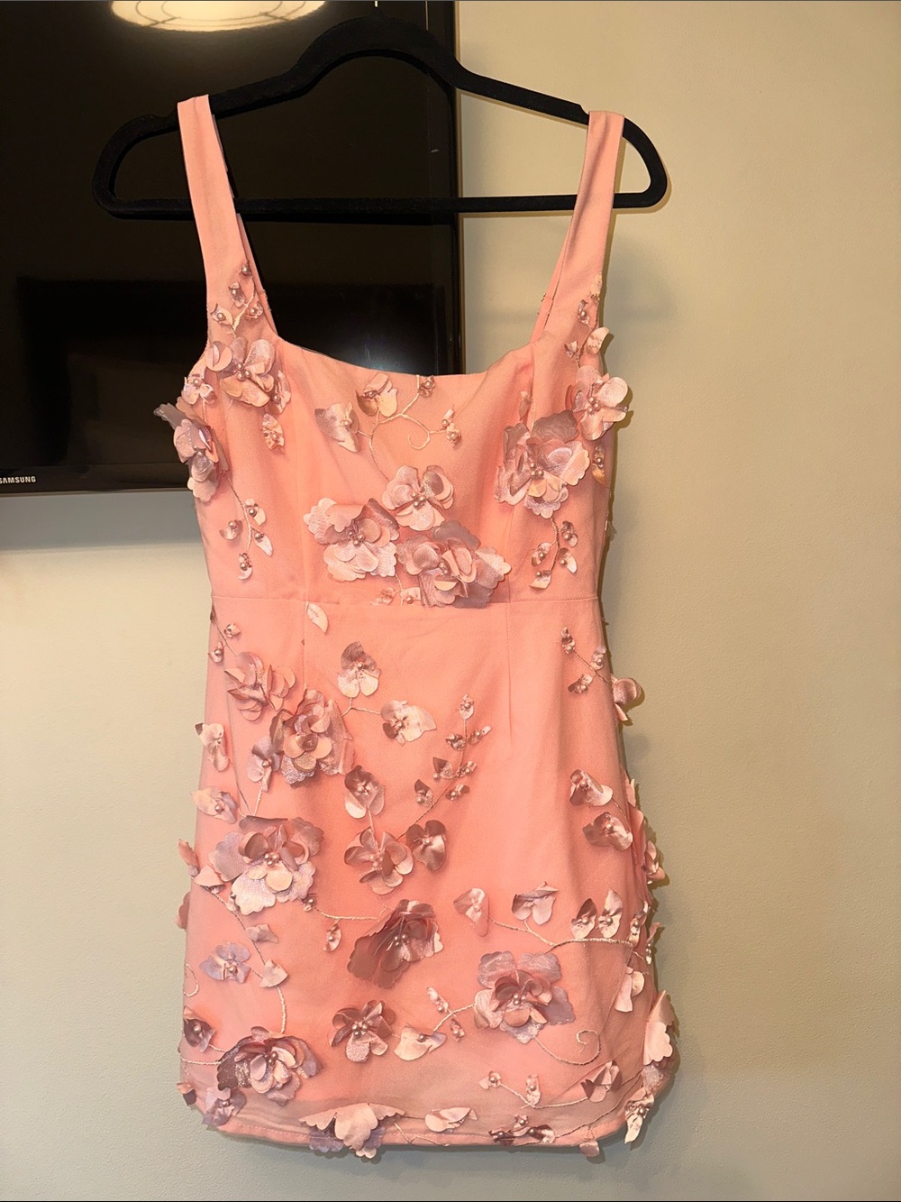 NEW NEVER WORN! VICI COLLECTION Amber Floral Appliqué Minidress XS - Picture 3 of 12